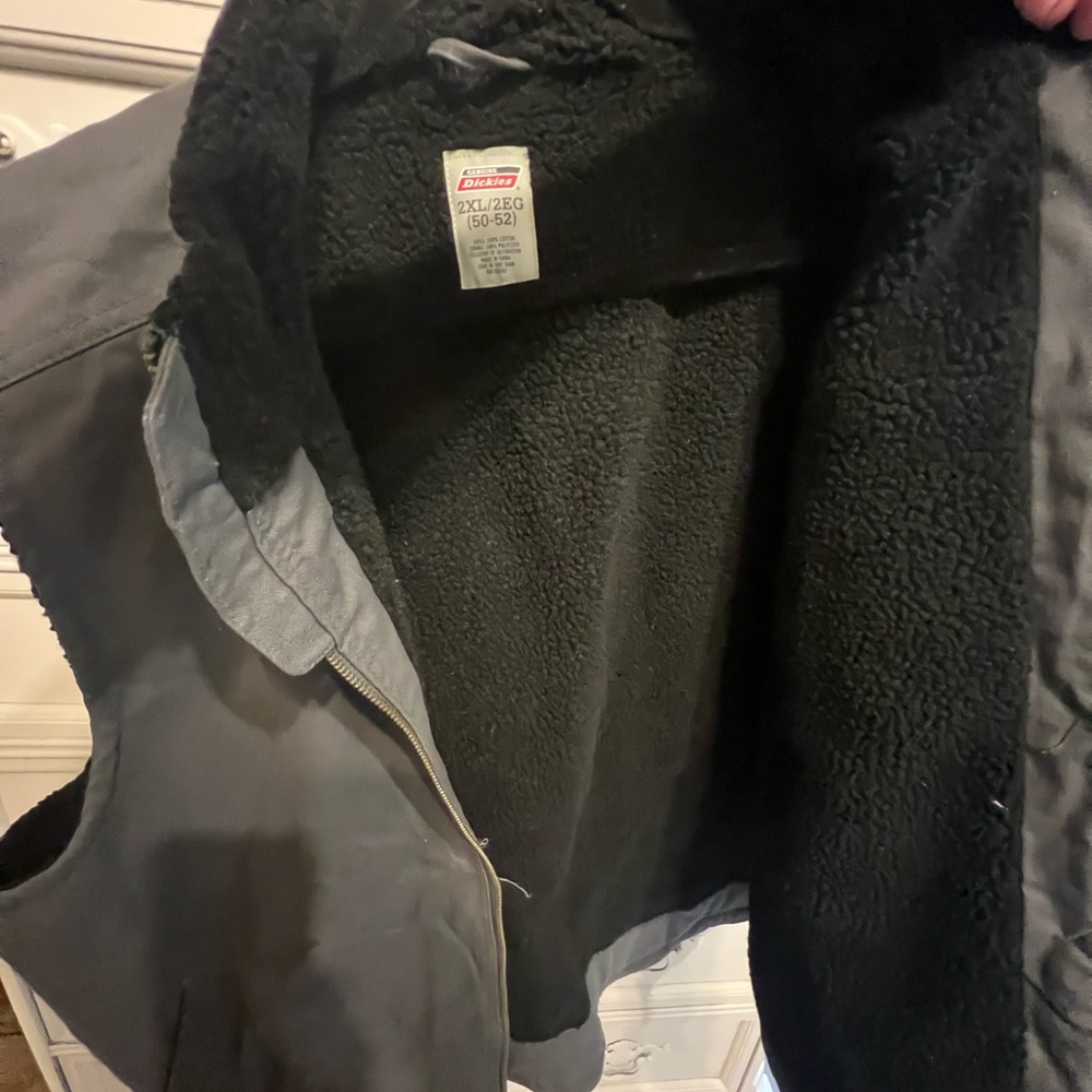 Men’s vest by Dickies